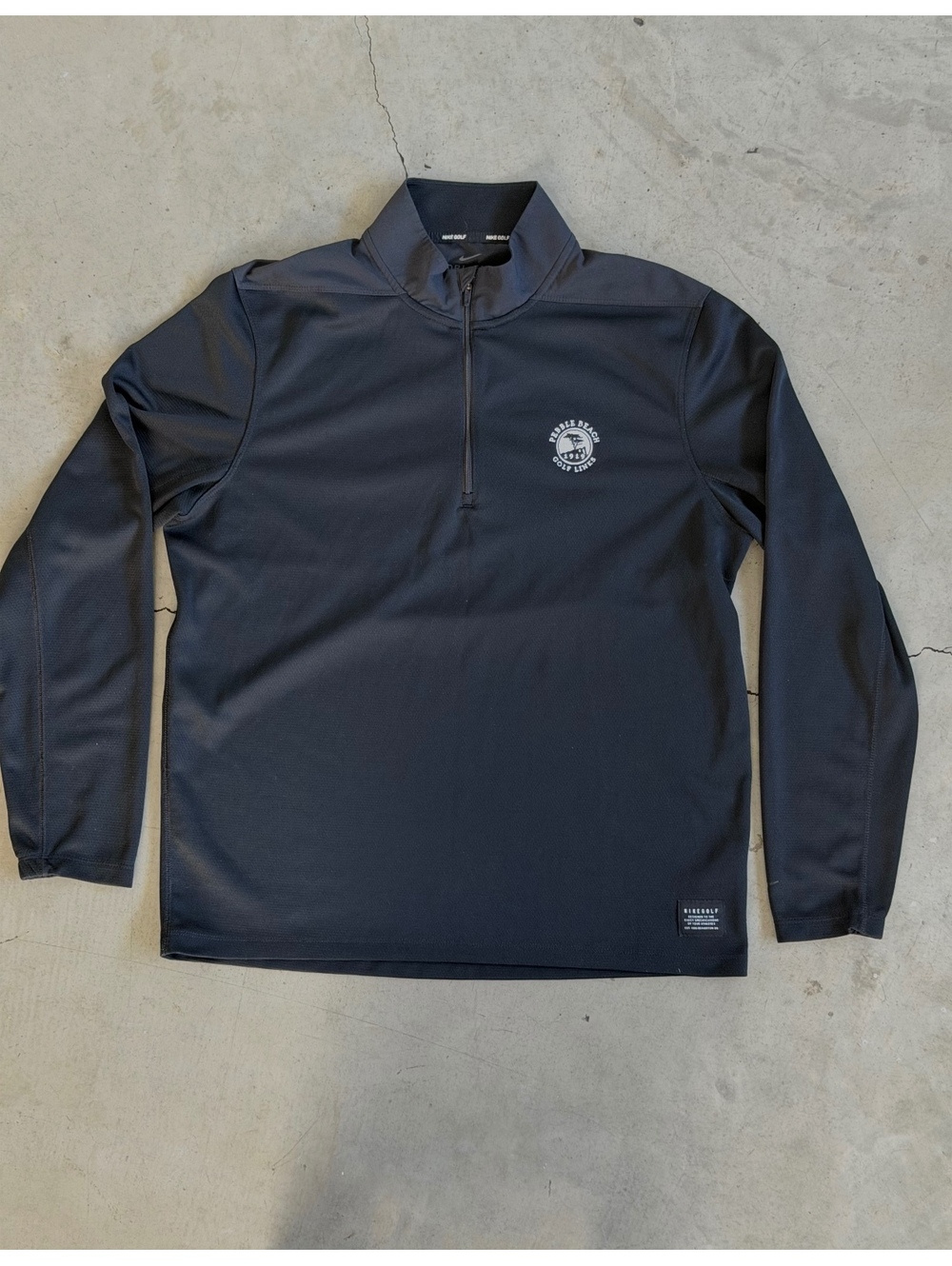 Nike Golf / Men’s Dri-FIT 1/4 Zip Pullover / Pebble Beach M